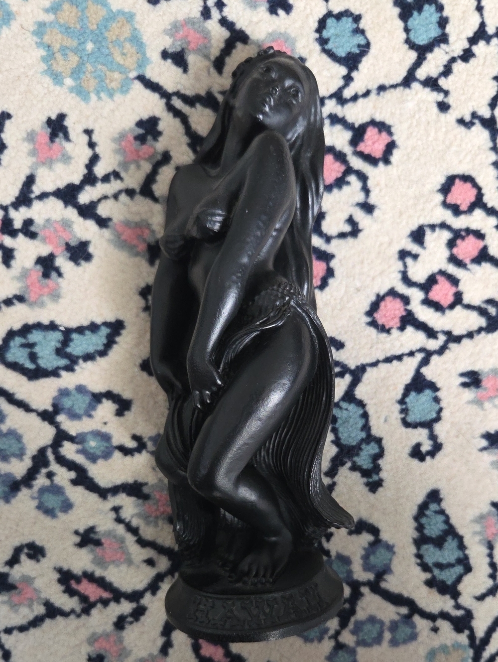 Black Resin Hula Dancer Statue – Decorative Home Accent